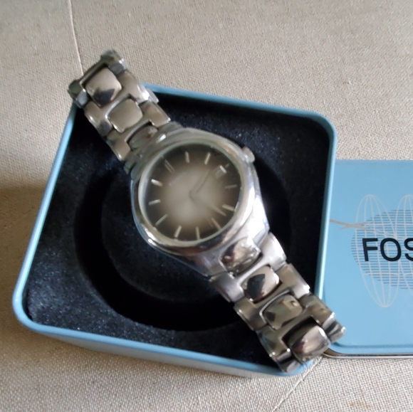 Fossil stainless steel watch - Picture 2 of 10